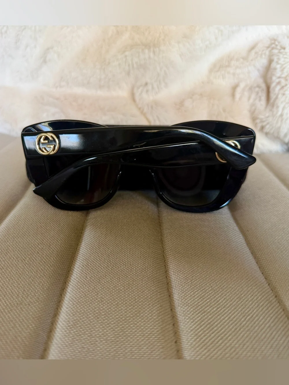 Gucci Sunglasses - black - GG0327S